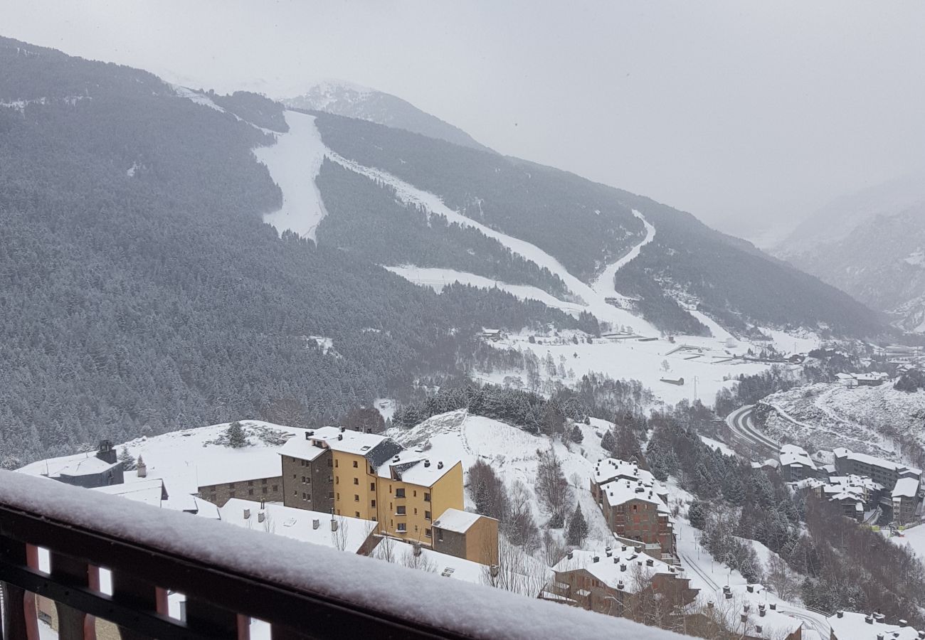 Bolcó amb vistes Apartament en Soldeu - Estany